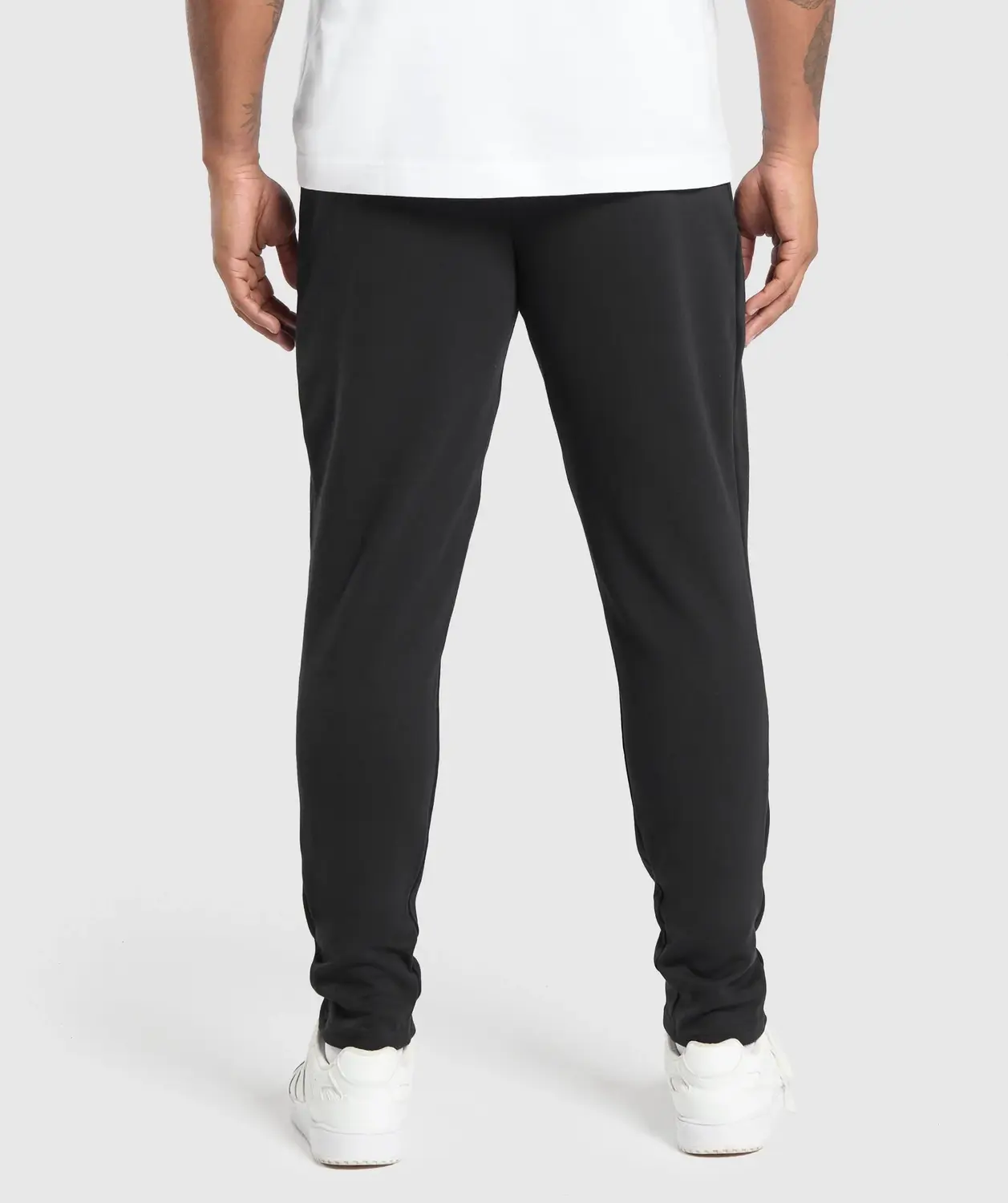 Interlock Tech Joggers Slim Fit - Image 3