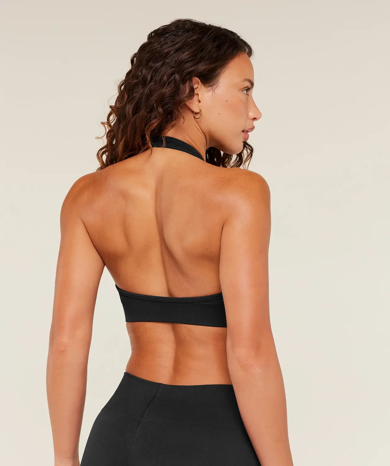 Steel Seamless Halter Neck Bra Light Support - Image 2