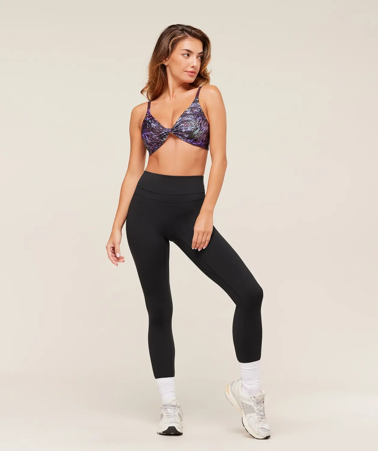 Printed Twist Front Bralette Light Support - Image 4