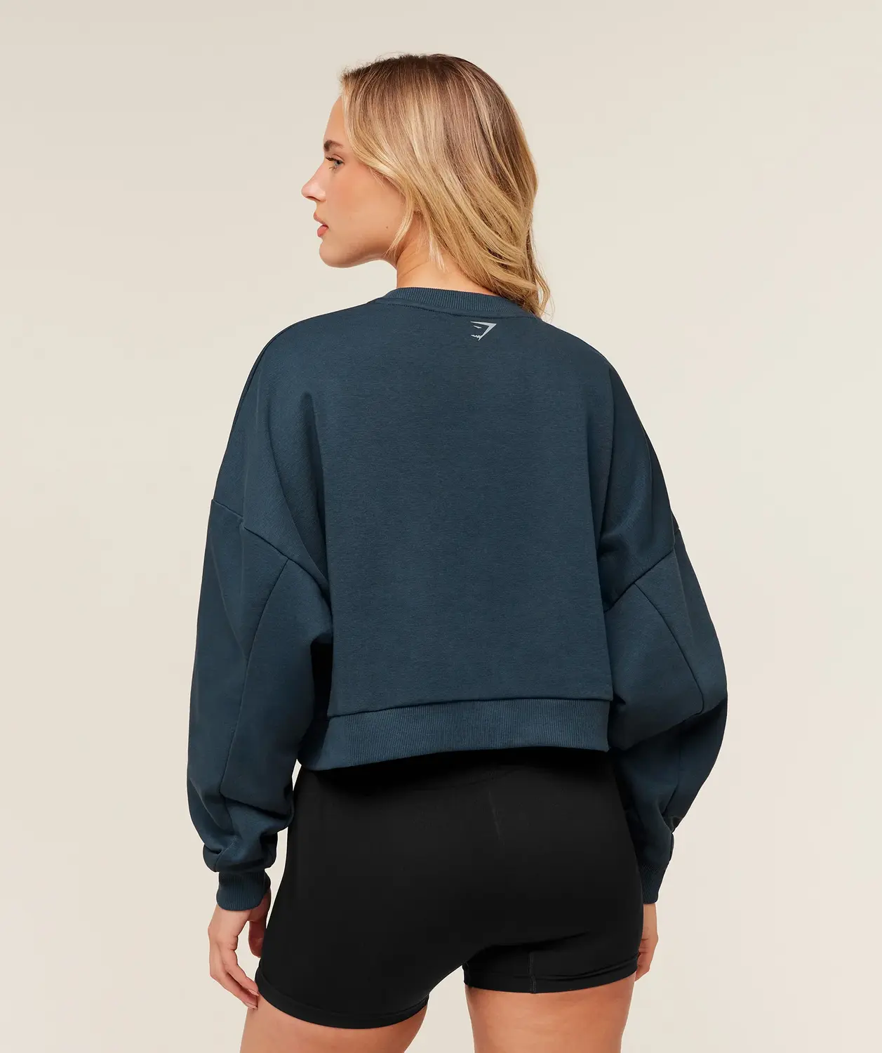 Worn Crest Graphic Sweatshirt Oversized Fit - Image 2