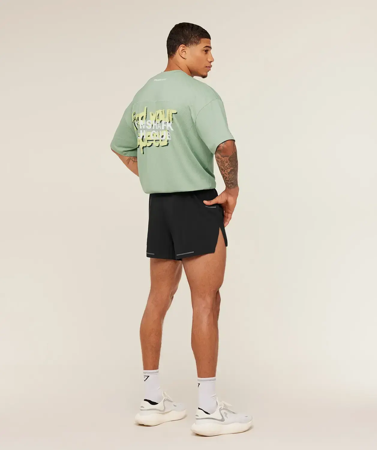 Running Graphic T-Shirt Oversized Fit - Image 7