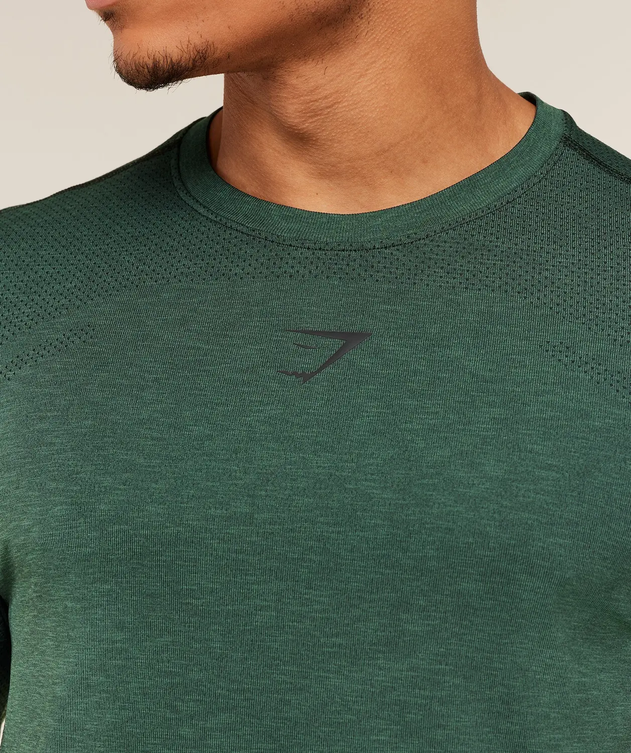 Lightweight Seamless T-Shirt Regular Fit - Image 6