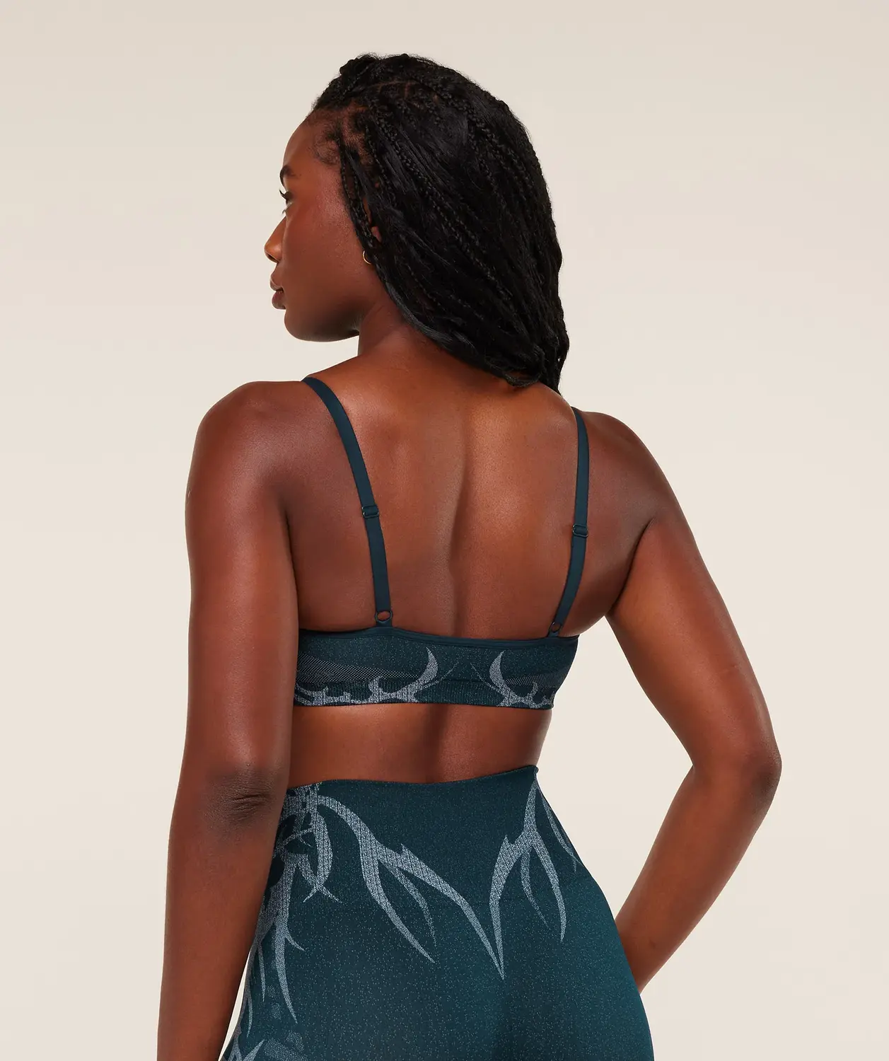 Storm Seamless Sports Bra Light Support - Image 2