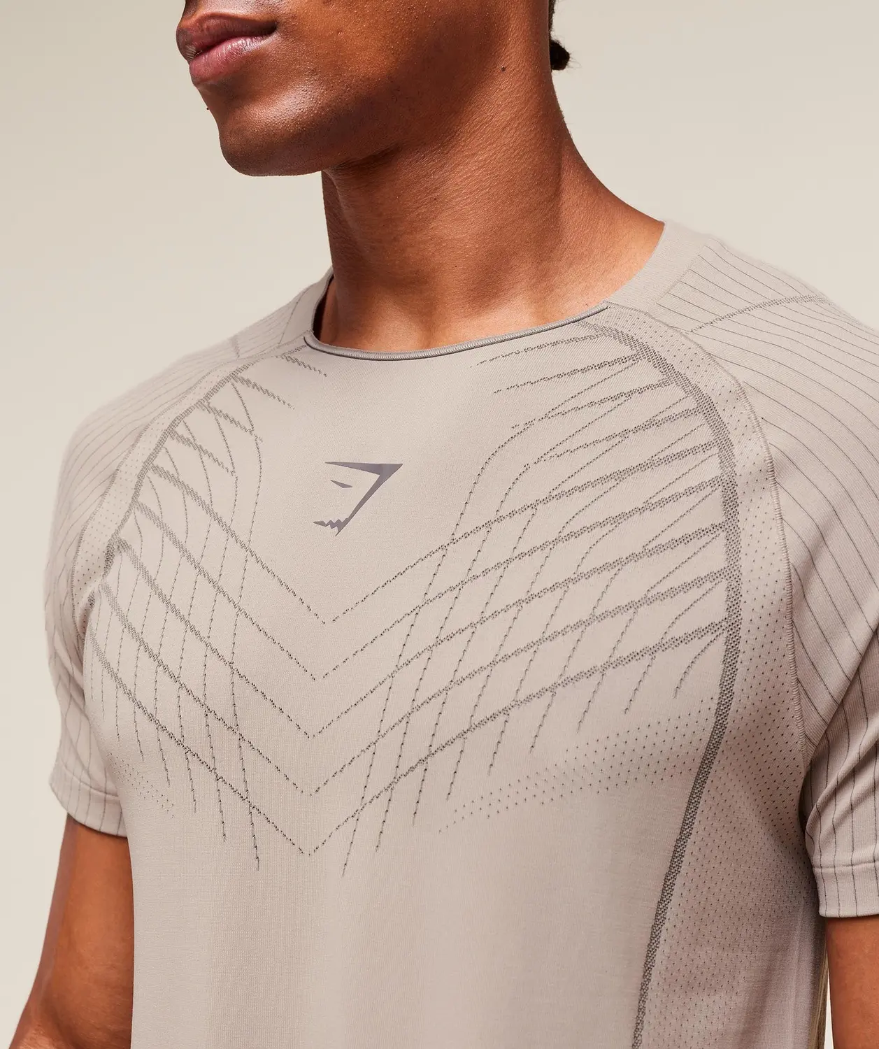 Apex Seamless T-Shirt Slim Fit - Image 6