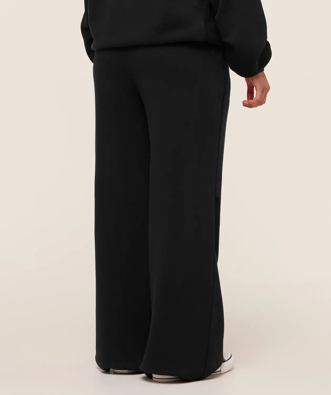 Pump Cover Structured Fleece Pant Oversized Fit - Image 2