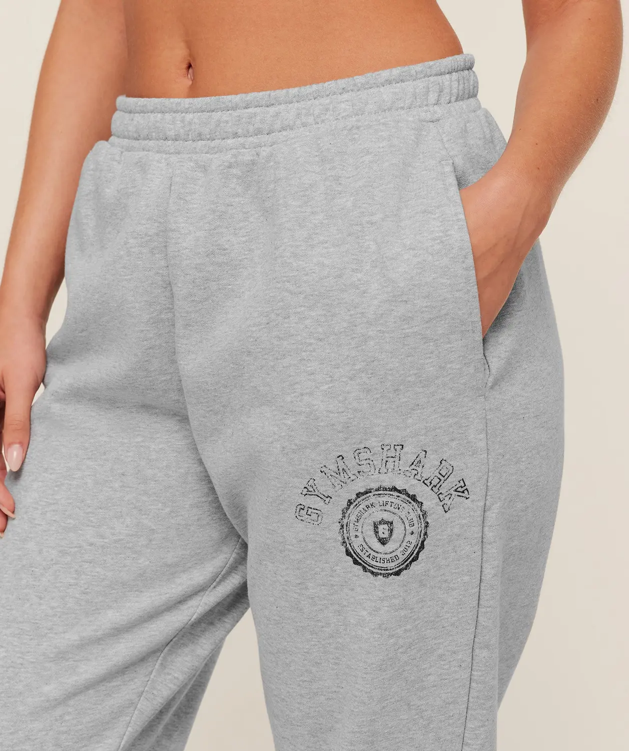 Worn Crest Graphic Joggers Regular Fit - Image 5