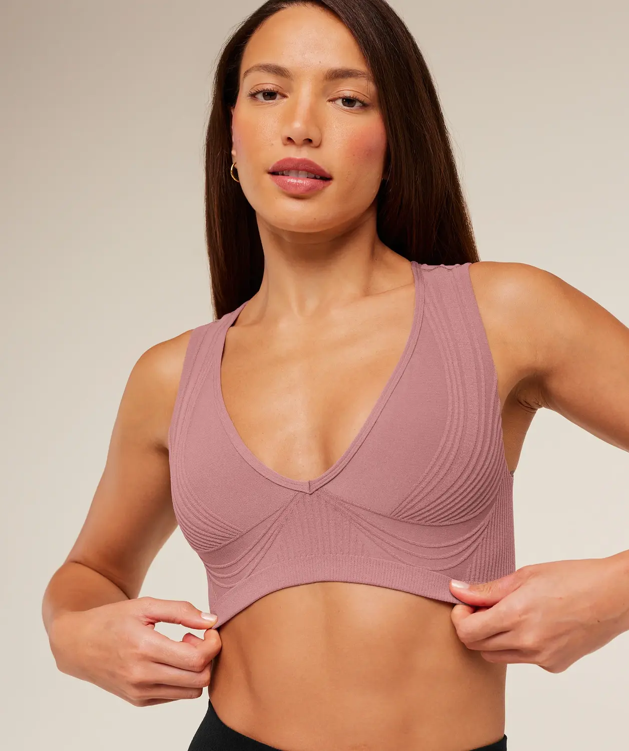 Luxe Light Support Sports Bra Light Support - Image 6