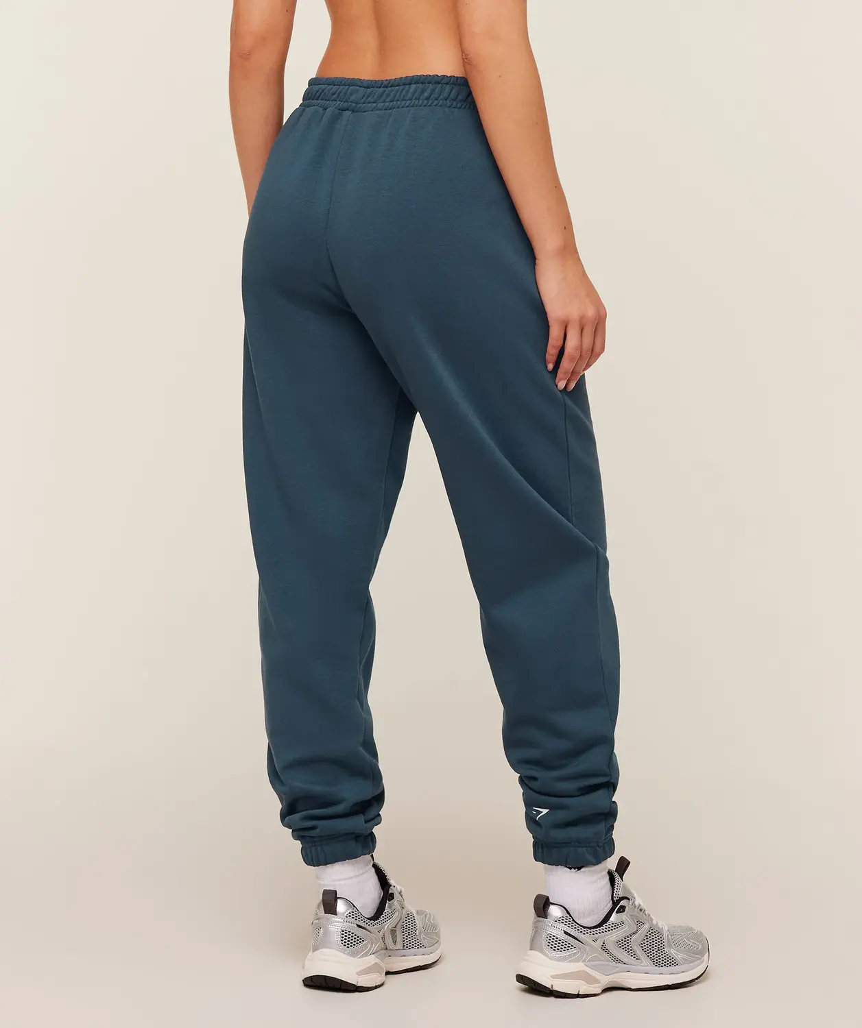 Worn Crest Graphic Joggers Regular Fit - Image 2