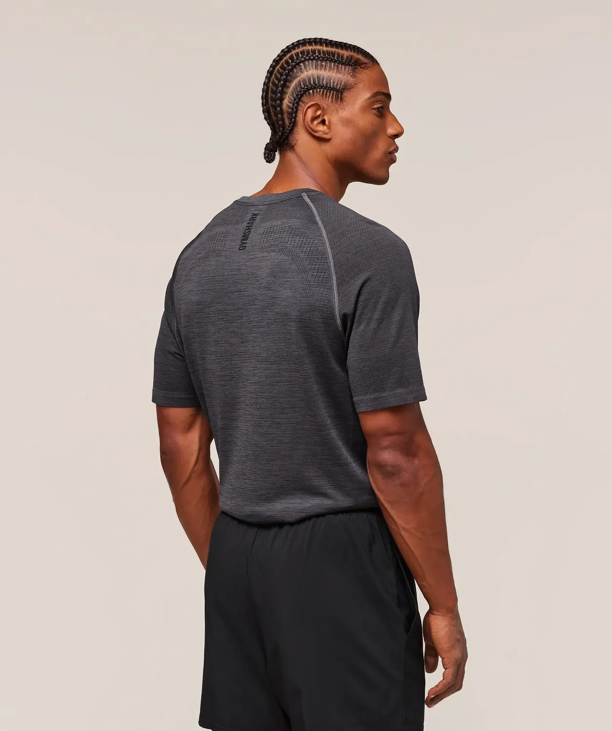 Versatile Seamless T-Shirt - Image 2