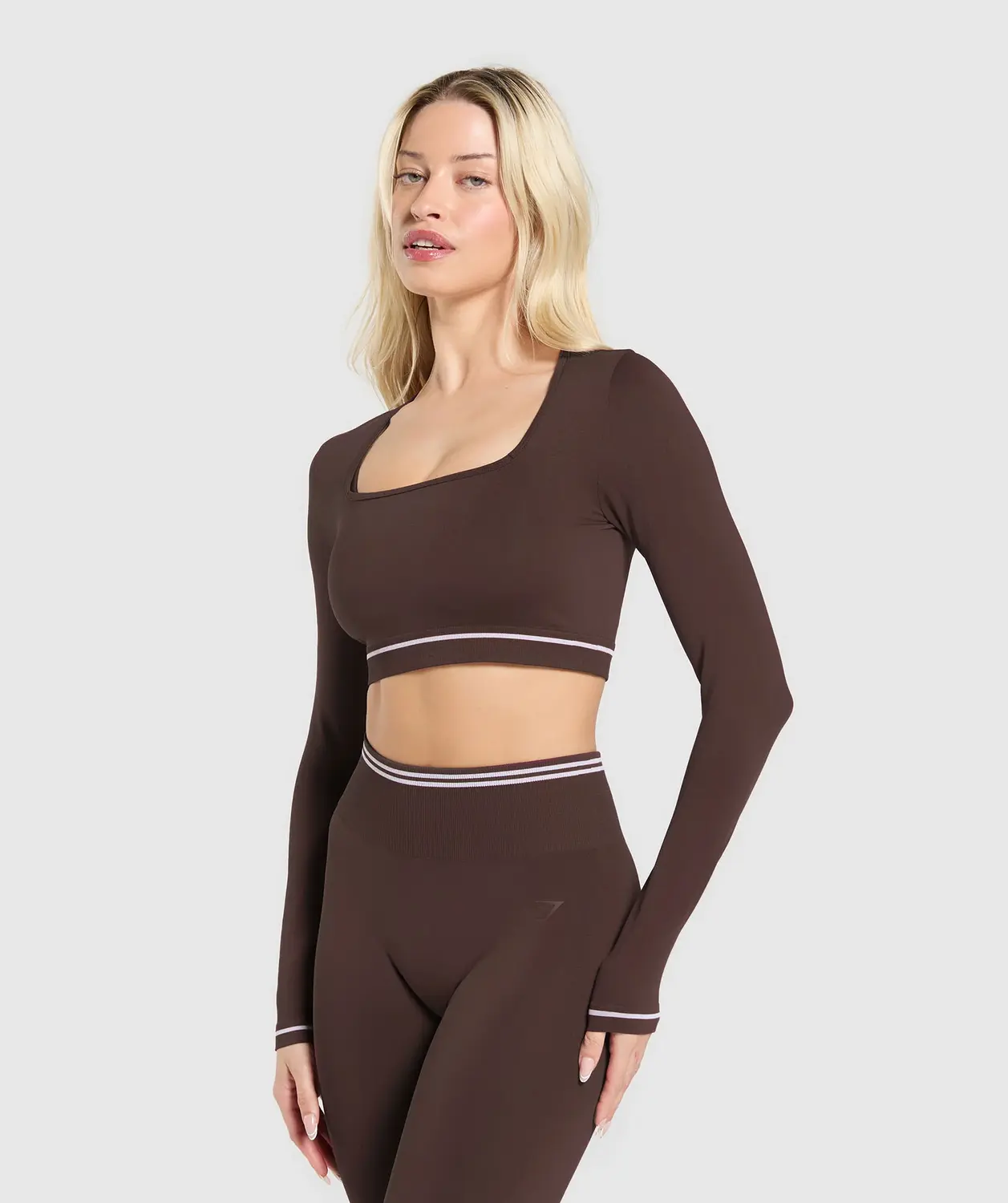 Contrast Seamless Crop Top - Image 4