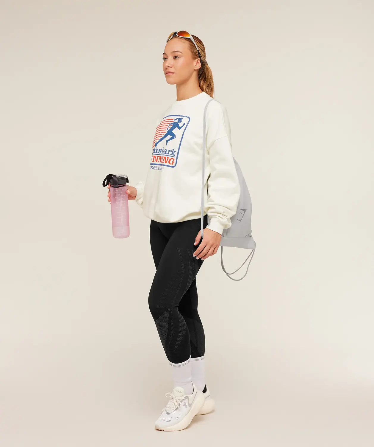 Run Club Graphic Sweatshirt Oversized Fit - Image 4