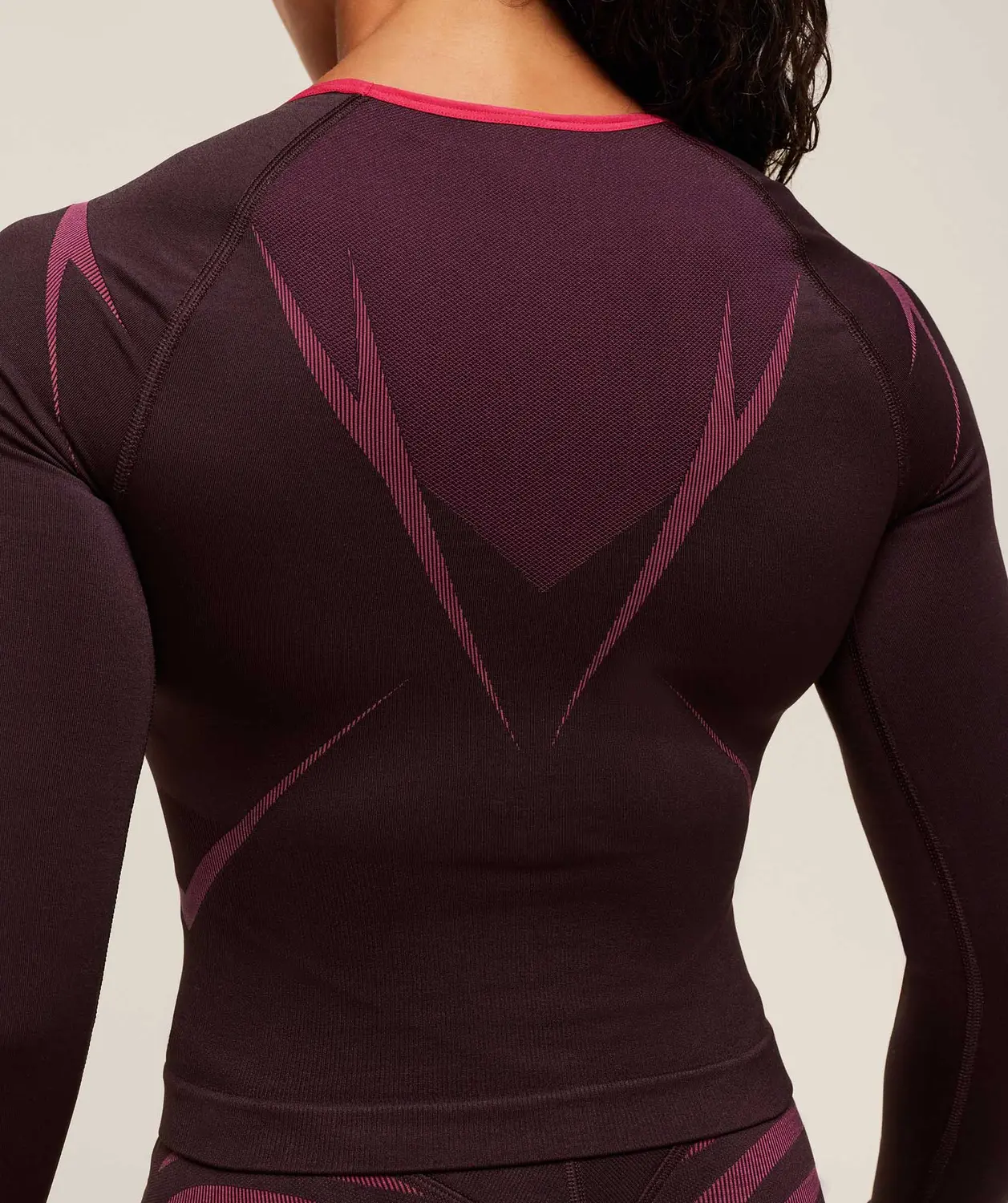 Apex Lift Seamless Long Sleeve Crop Top - Image 6