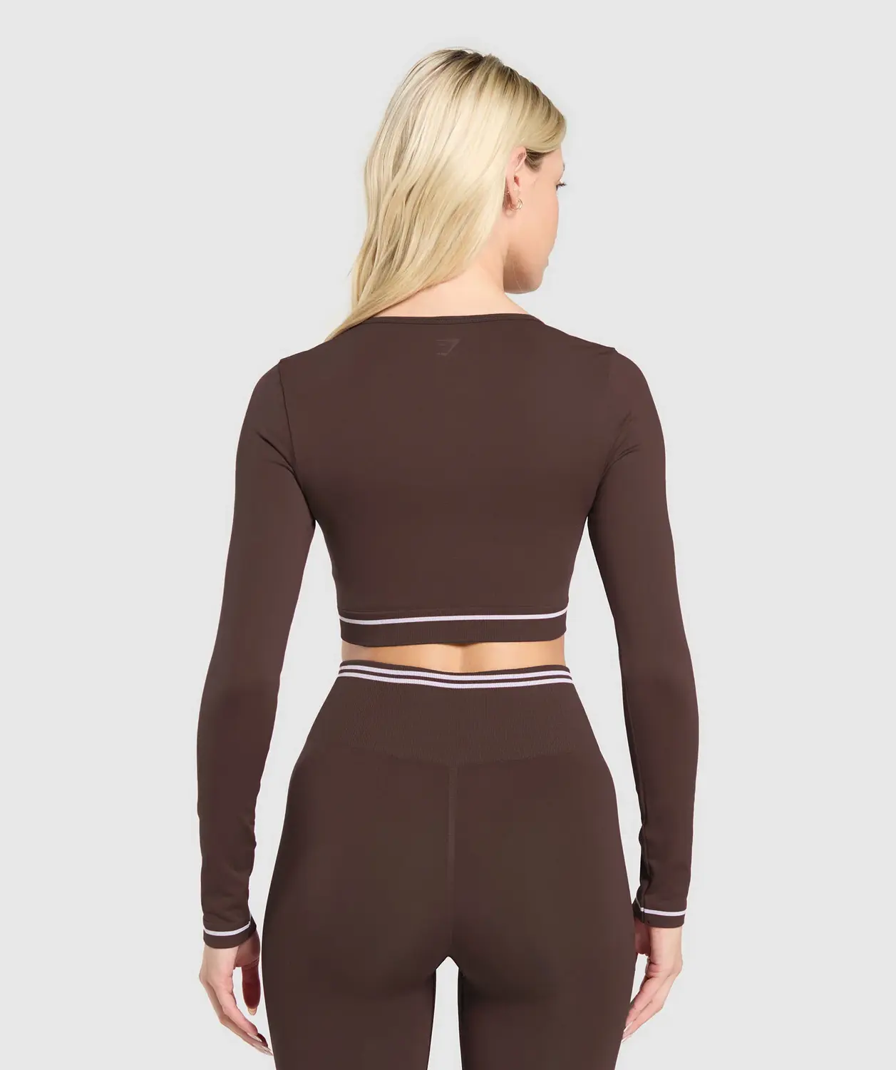 Contrast Seamless Crop Top - Image 2