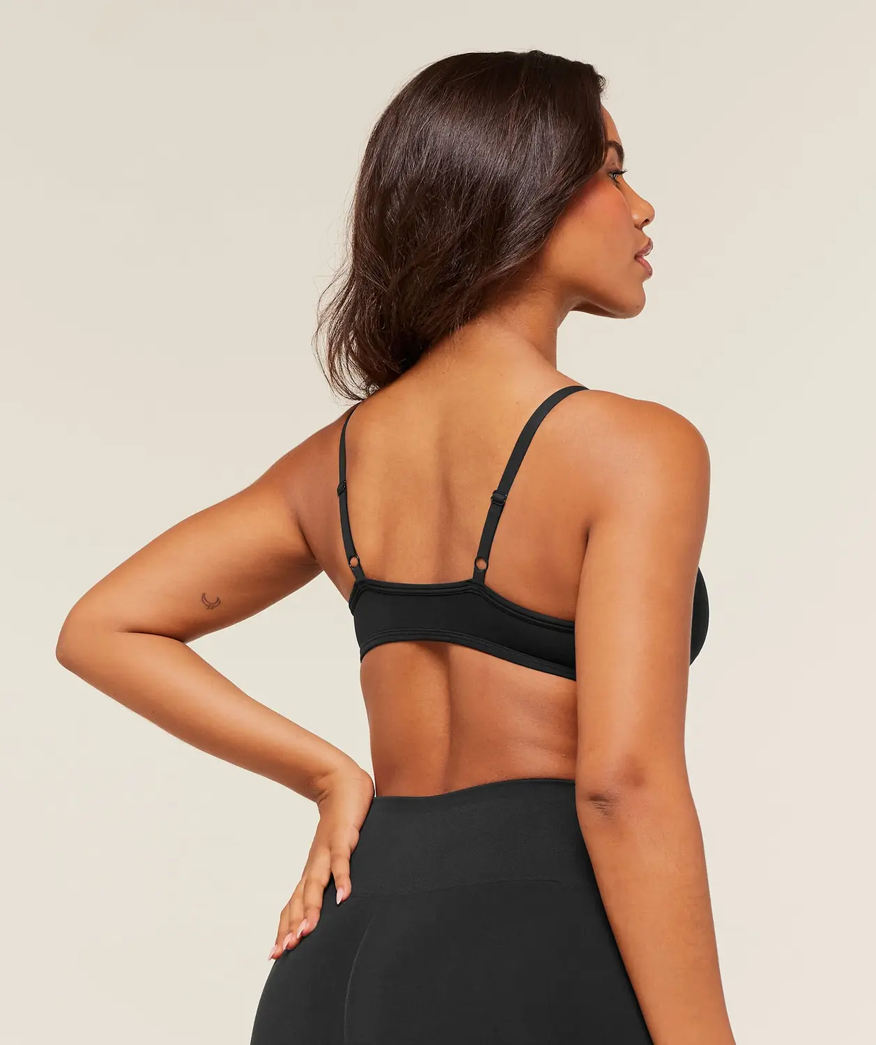 Soft Sculpt V-Neck Sports Bra Light Support - Image 3