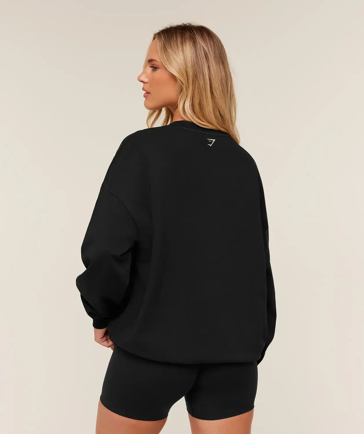 Collegiate Graphic Crew Neck Pullover Oversized Fit - Image 2