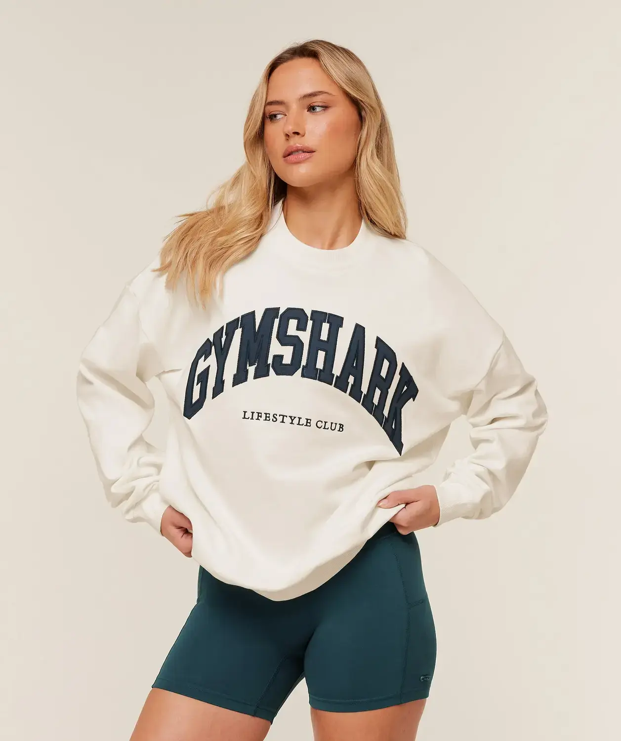 Collegiate Graphic Crew Neck Pullover Oversized Fit