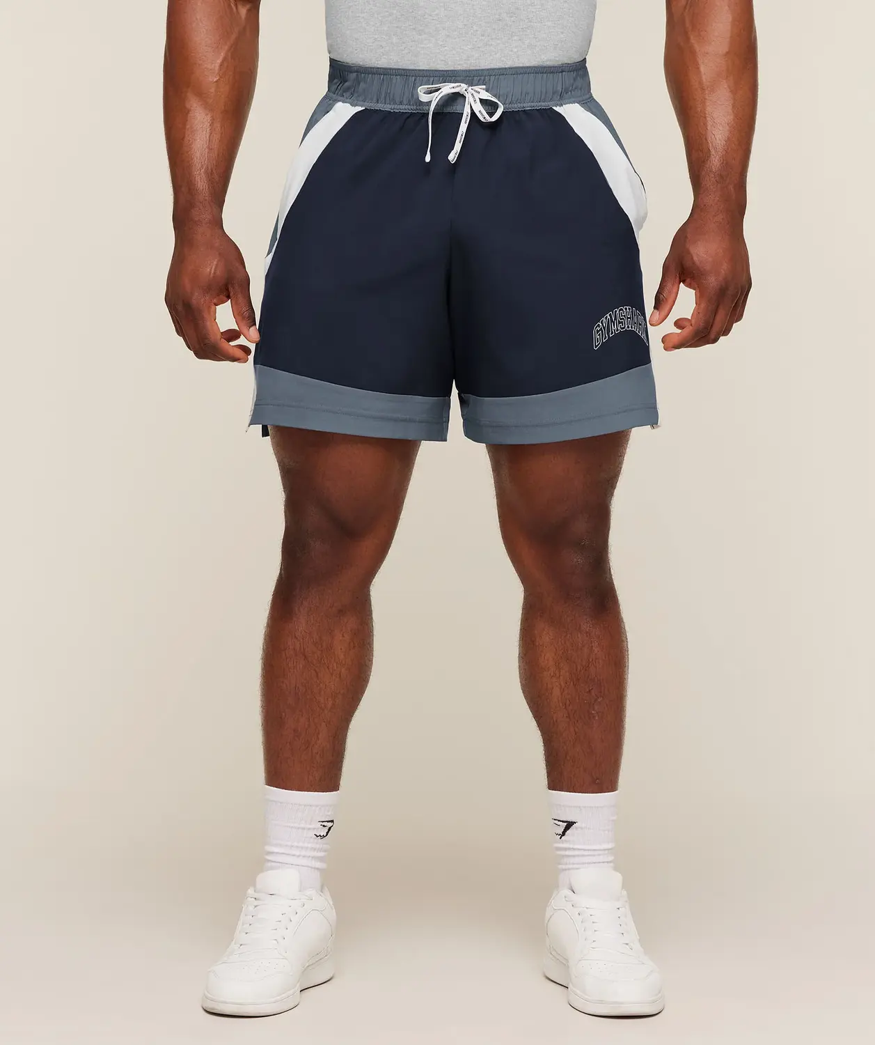 Collegiate Tech Shorts Slim Fit