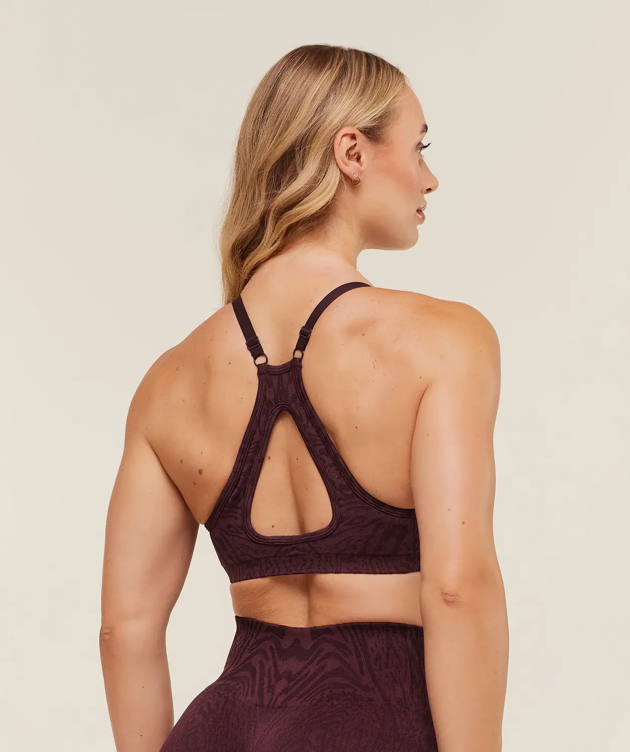 Adapt Animal Seamless Sports Bra Light Support - Image 3