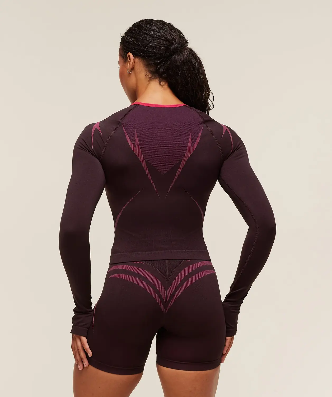 Apex Lift Seamless Long Sleeve Crop Top - Image 2