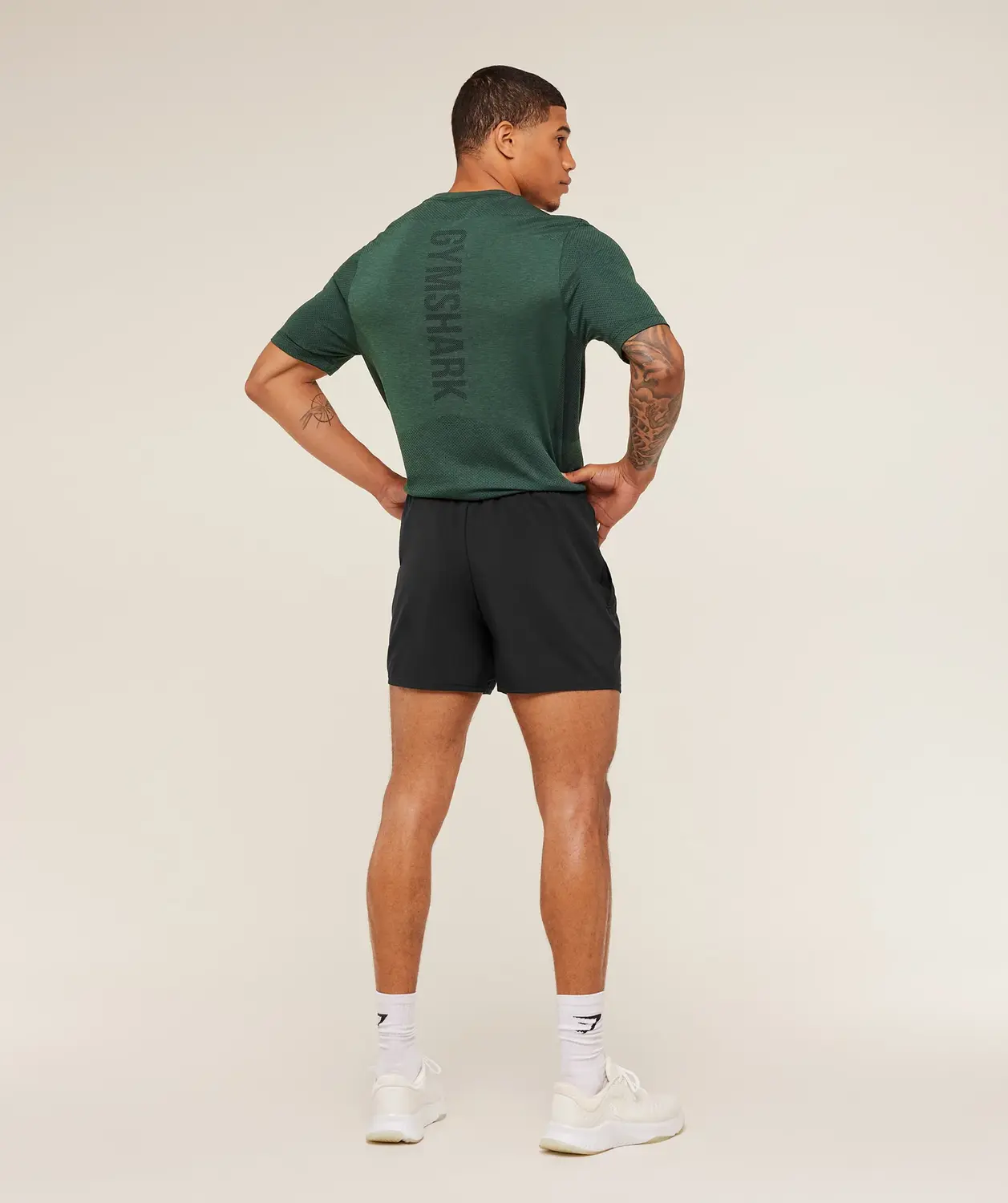 Lightweight Seamless T-Shirt Regular Fit - Image 5