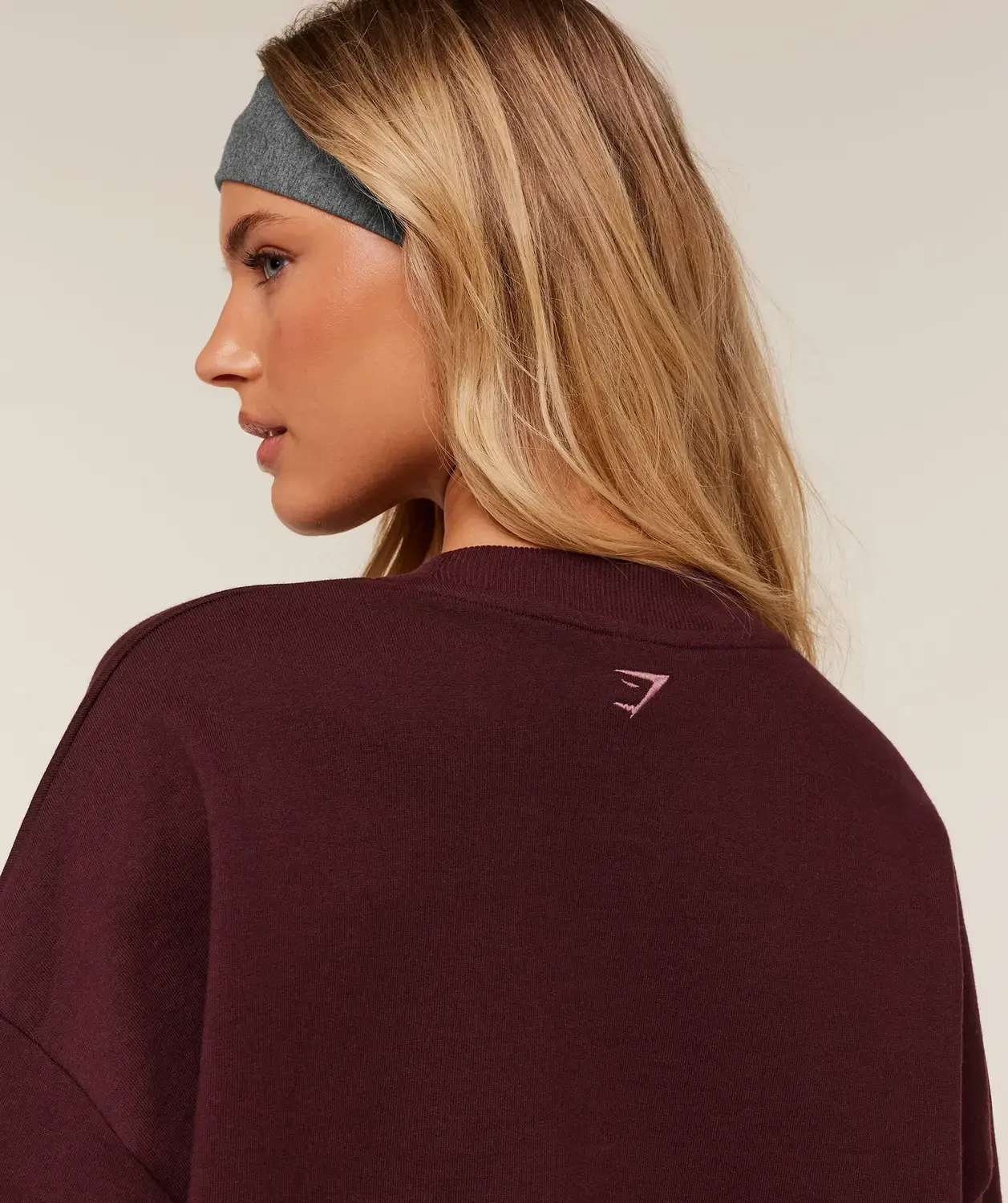 Collegiate Graphic Crew Neck Pullover Oversized Fit - Image 5