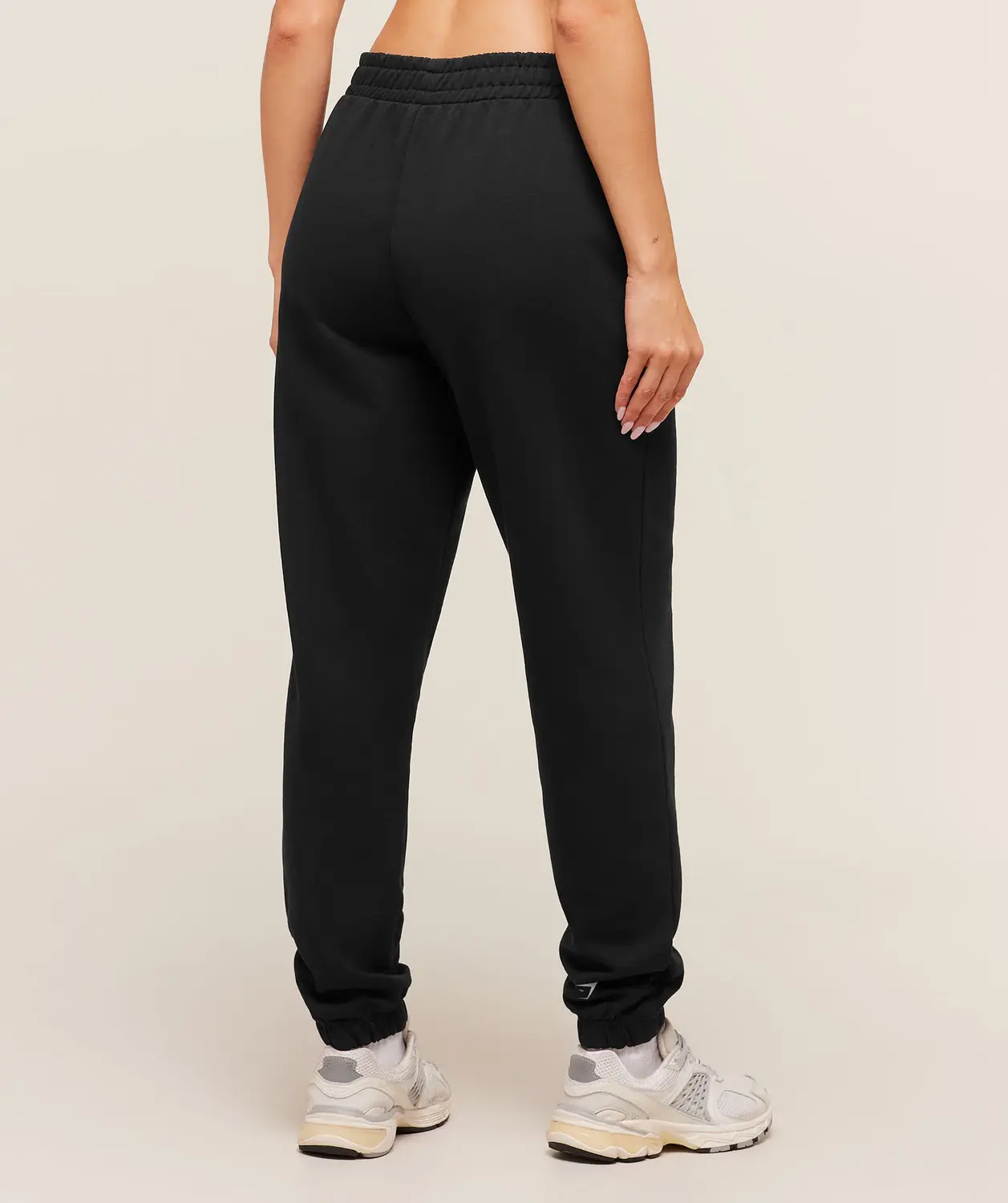Strength Graphic Joggers Oversized Fit - Image 2