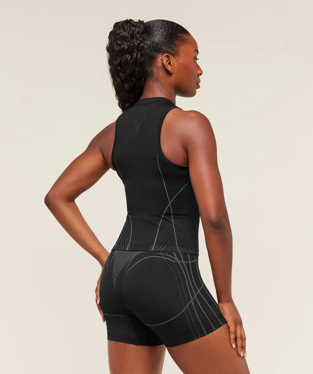 Apex Seamless Tank - Image 2