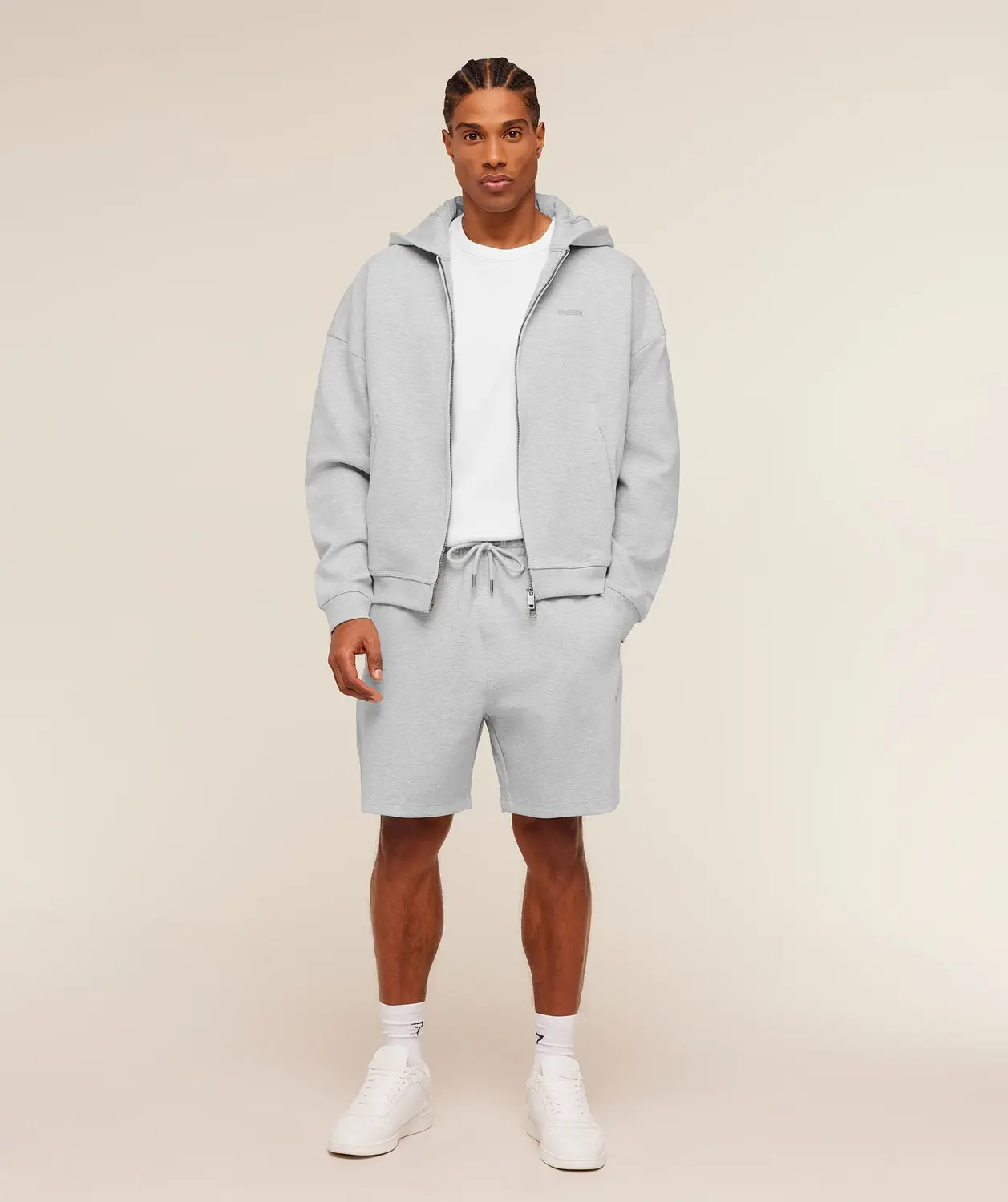 Evolve Lightweight Shorts Oversized Fit - Image 5