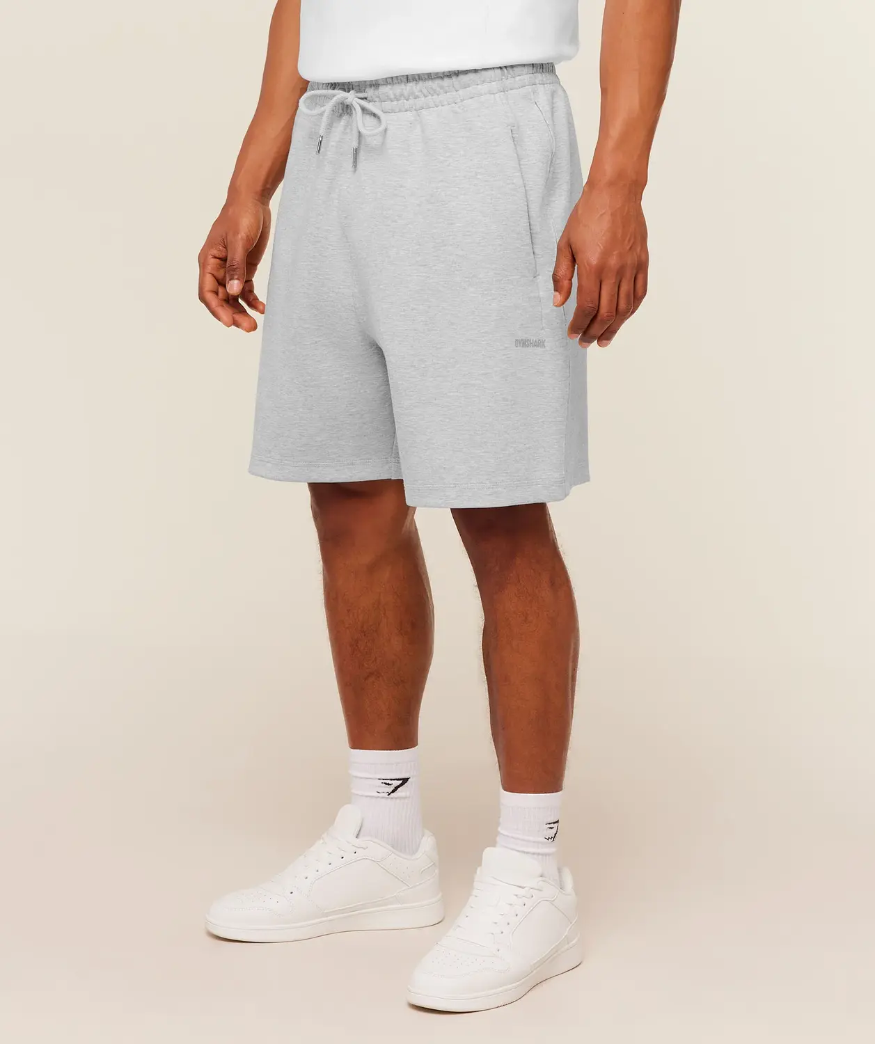 Evolve Lightweight Shorts Oversized Fit - Image 4