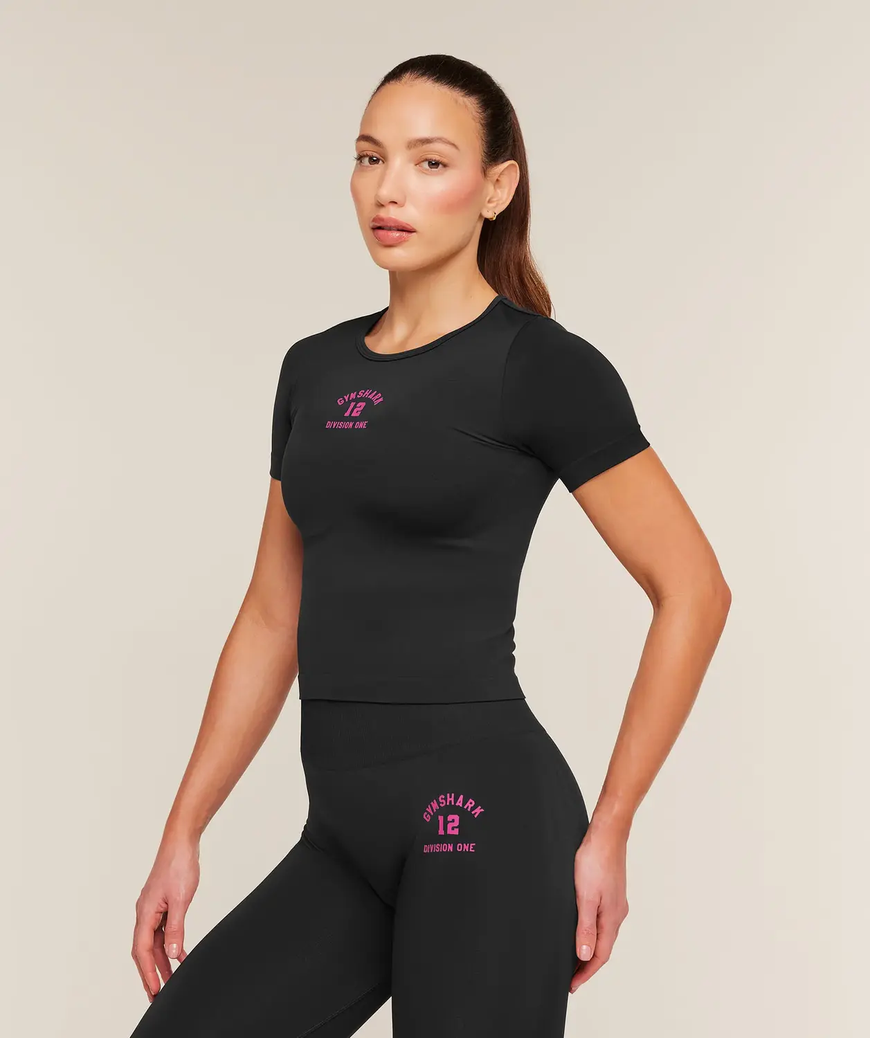 Everyday Seamless Graphic Short Sleeve Top - Image 3