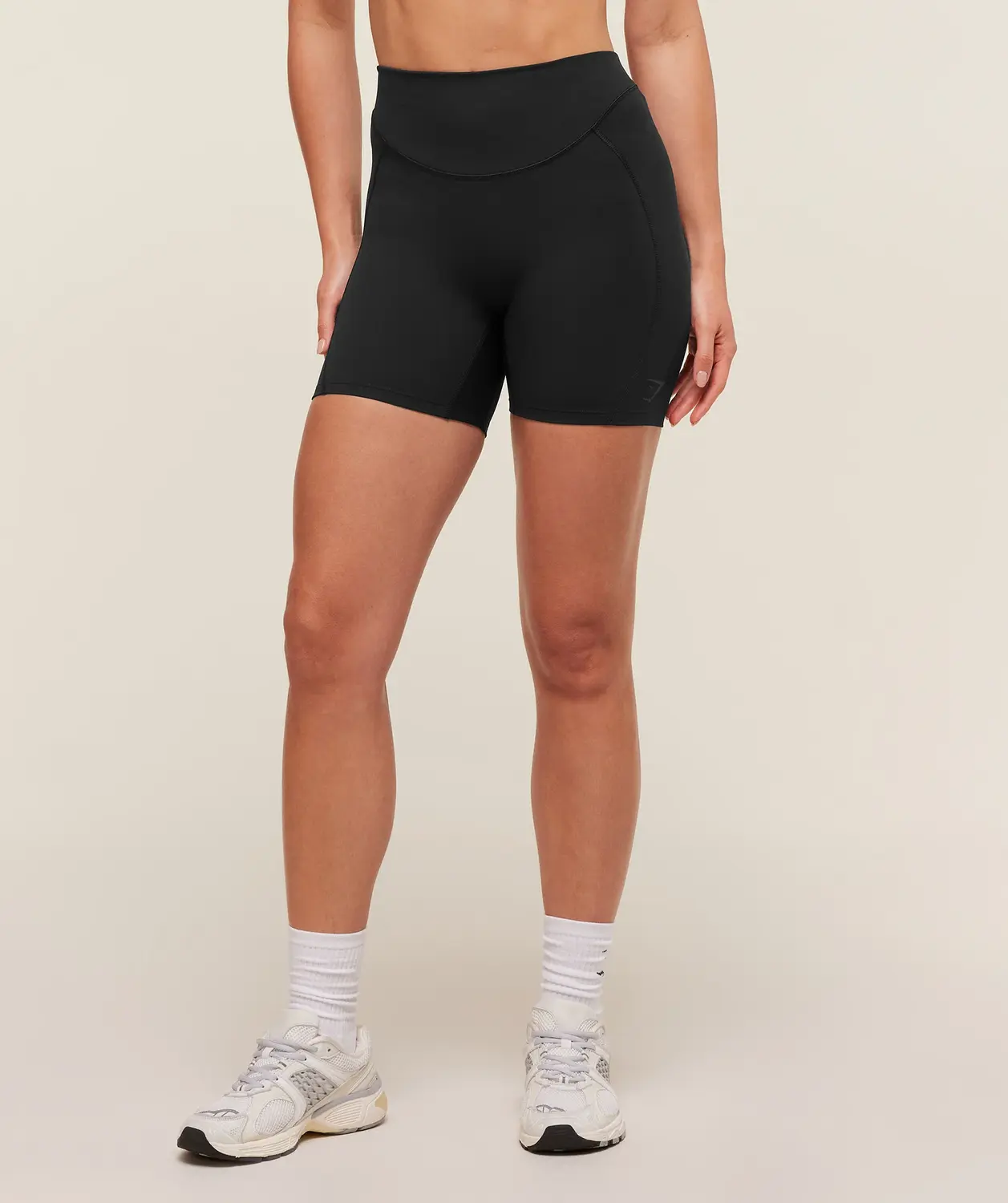 Lifting Dipped Waistband Shorts - Image 3