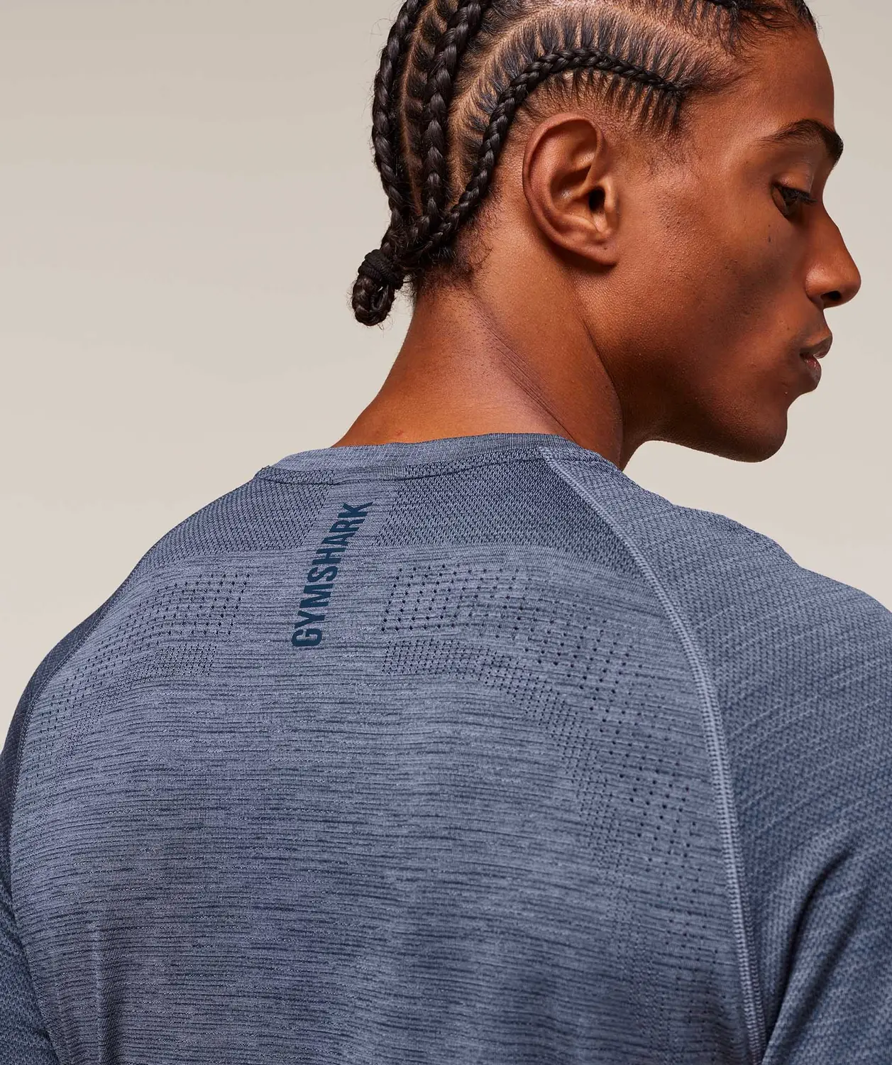 Versatile Seamless T-Shirt - Image 5