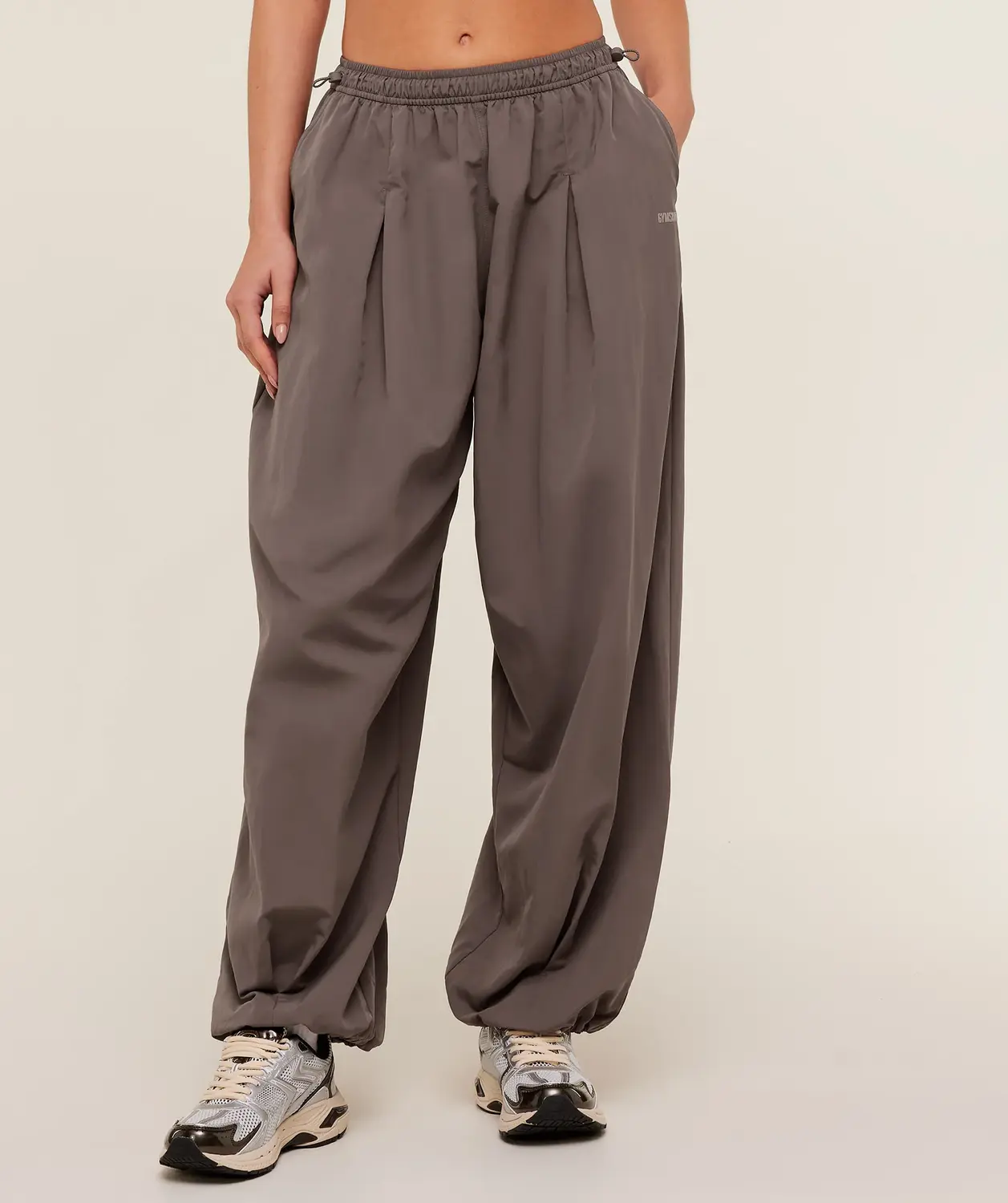 Weekend Lifestyle Parachute Pants Oversized Fit